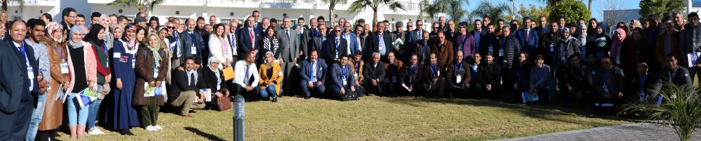 Photo de groupe des paricipantEs à L’atelier international « Xyllela fastidiosa : diagnostic, contrôle et mesures de gestion », Meknès 03 février 2020